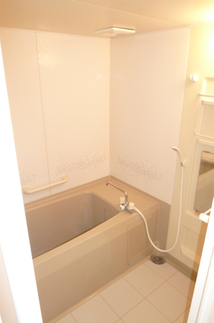 バス・シャワールーム　日々の暮らしに欠かせないお風呂です