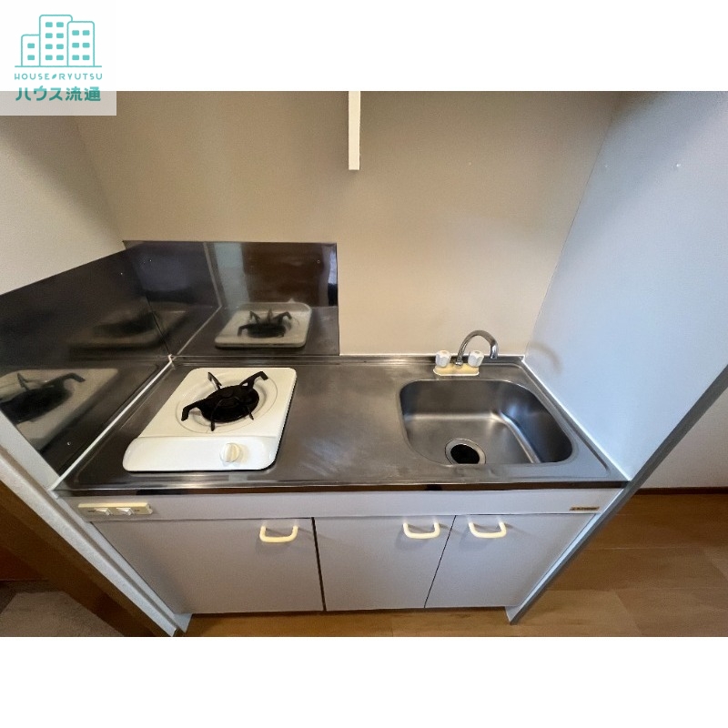 キッチン　※別号室の写真です