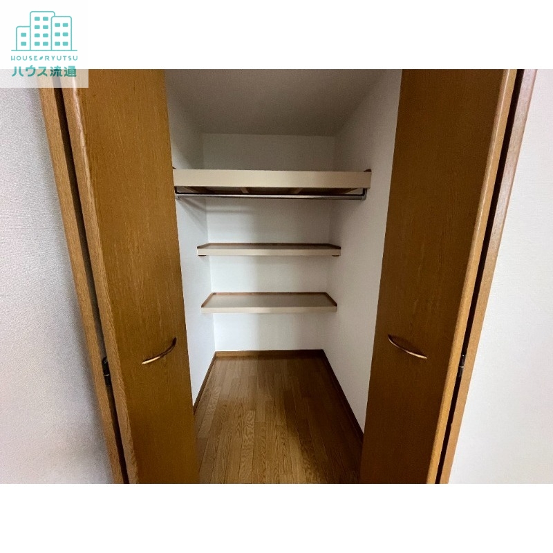 収納　※別号室の写真です