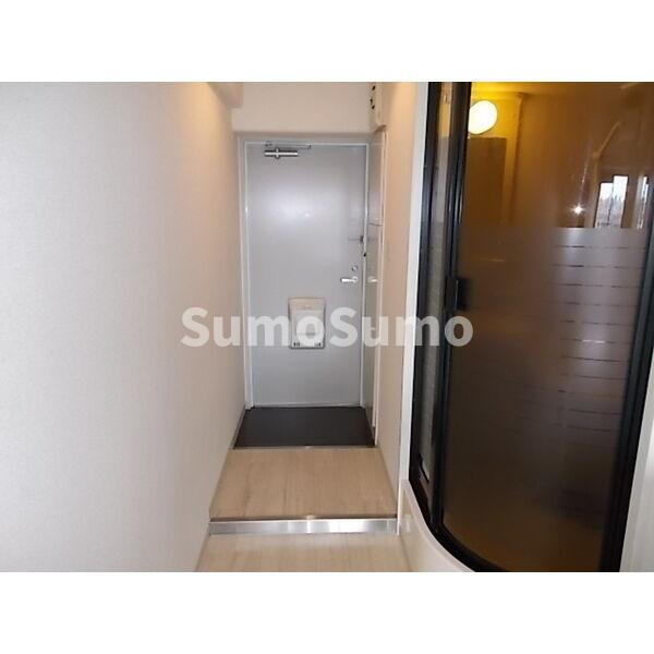 玄関　収納もある玄関です