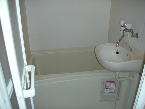 バス・シャワールーム　バス