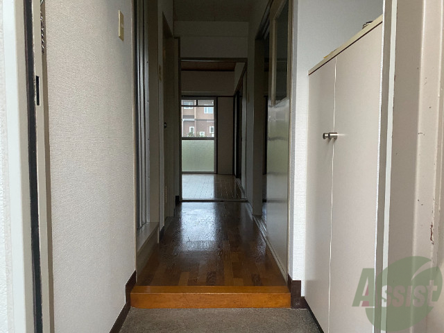 玄関　玄関廻りも広く、使いやすそうで良いですね～