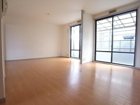 居室・リビング　リビング