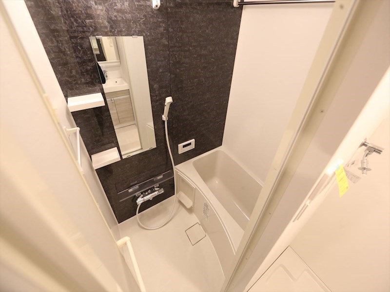 バス・シャワールーム　浴室暖房乾燥機付　追い焚き・オートバス機能付お風呂