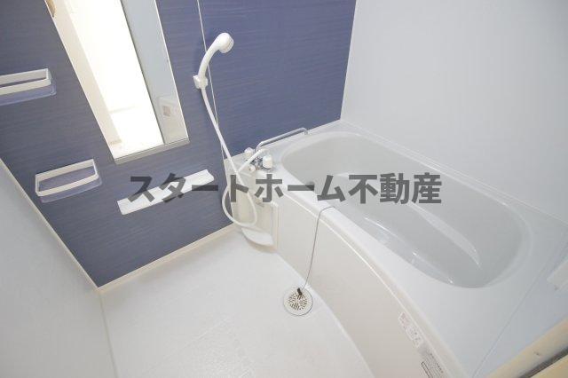 バス・シャワールーム　お風呂です