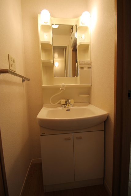 洗面設備　独立洗面台（シャンプードレッサー）