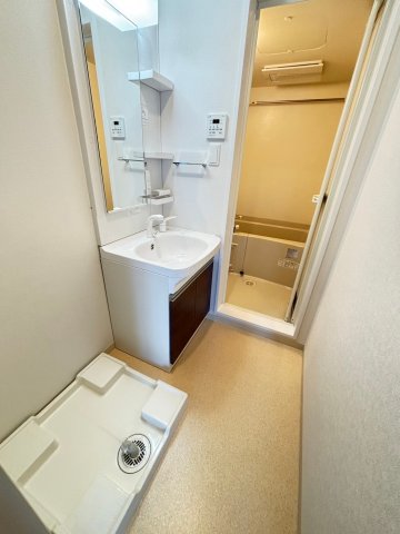 洗面設備　詳細は、RISUMO江坂本店までお問合せください♪