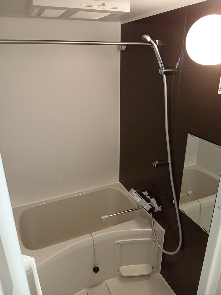 バス・シャワールーム　同物件別部屋参考写真