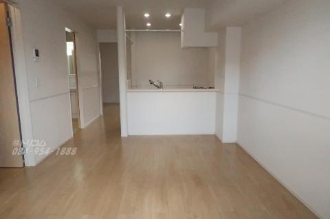 居室・リビング　対面キッチン仕様のLDK