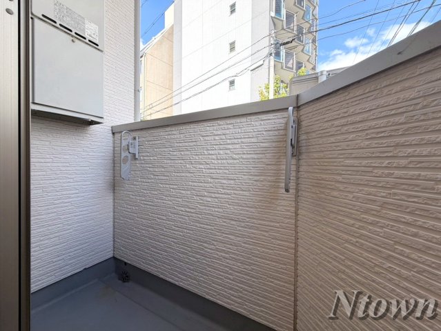 バルコニー　お洗濯にも便利なバルコニー付き