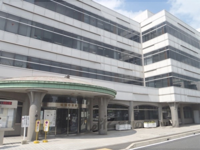 役所　城陽市役所（役所）まで820m