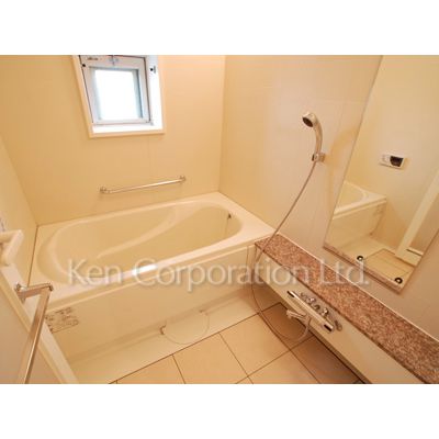 バス・シャワールーム　同タイプ9階のお部屋を撮影。仕様が異なることがあります。