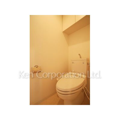 トイレ　同タイプ9階のお部屋を撮影。仕様が異なることがあります。