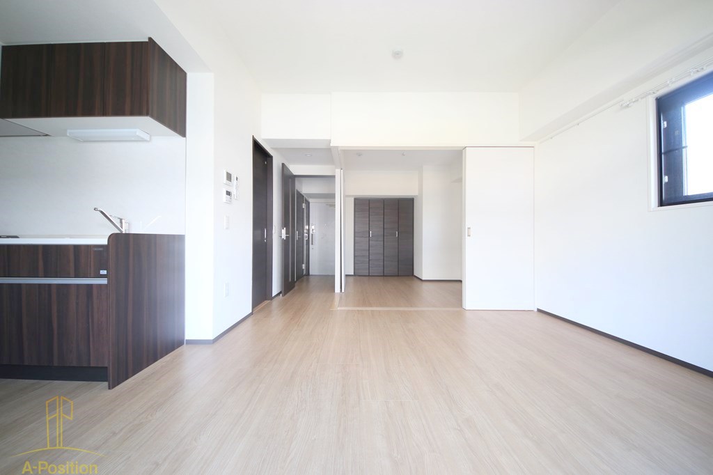 居室・リビング　マーレ下寺町