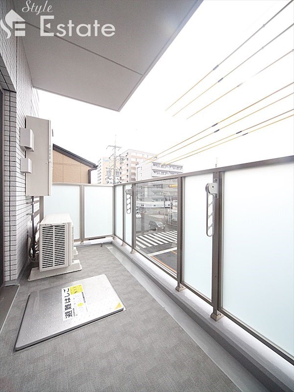 バルコニー　バルコニー