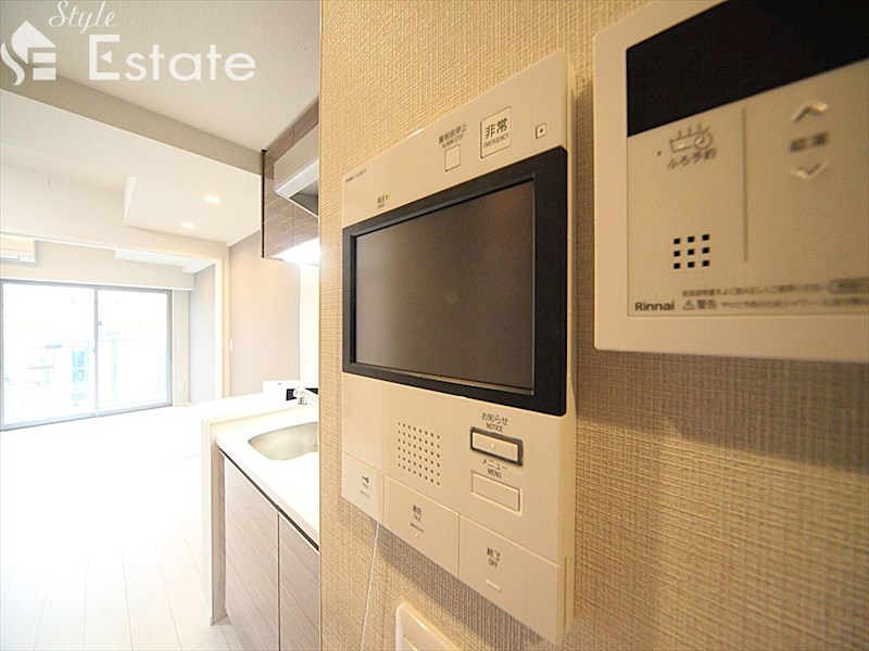 セキュリティ　モニター付きインターホン