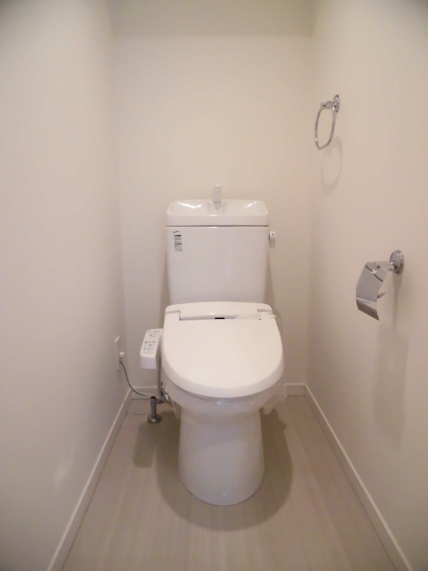 トイレ　温水洗浄便座♪