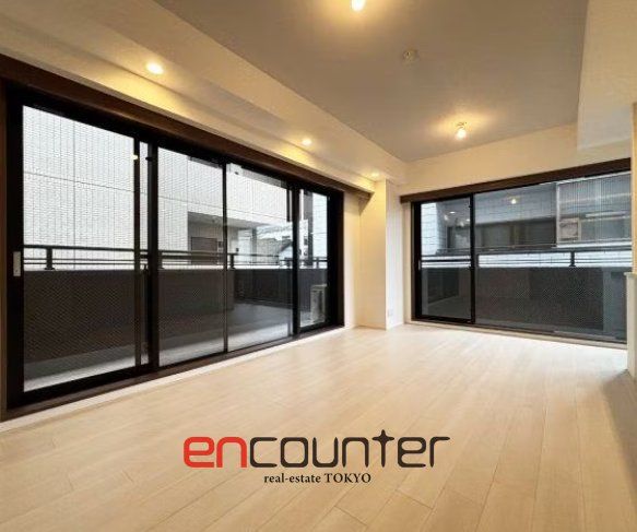 居室・リビング　※同マンション別室参考写真