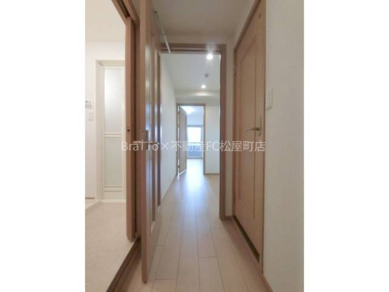 その他部屋・スペース　廊下