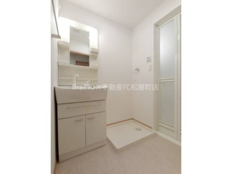 洗面設備　脱衣場