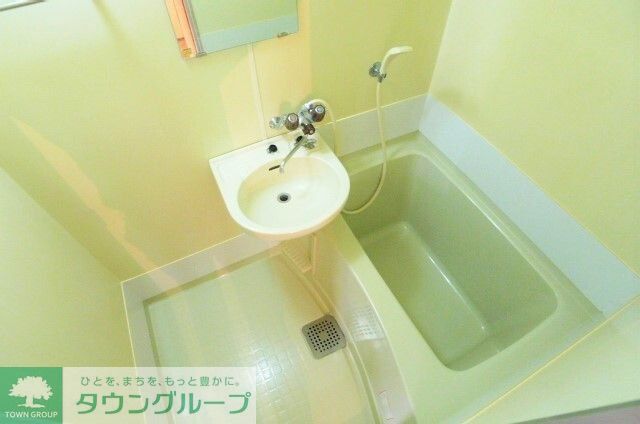 バス・シャワールーム