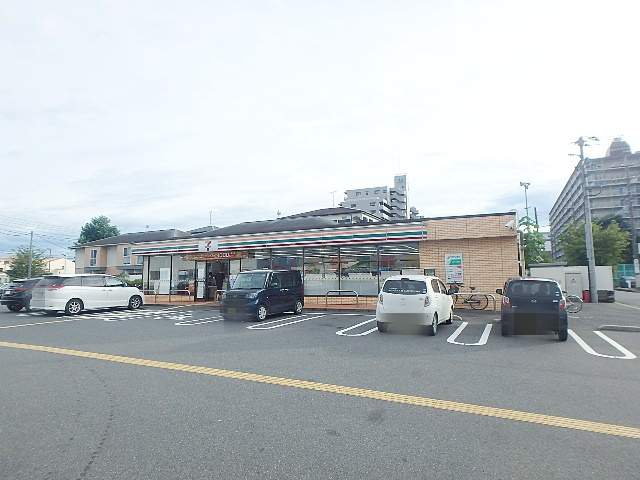 コンビニ　セブン－イレブン北本二ツ家１丁目店（コンビニ）まで634m