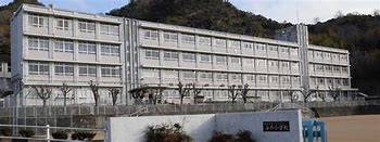 小学校　姫路市立谷外小学校（小学校）まで7100m