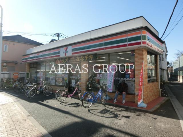 コンビニ　セブンイレブン足立亀田小前店（コンビニ）まで458m