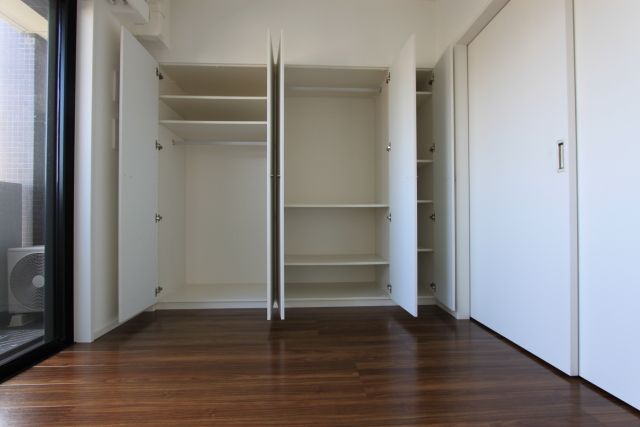 収納　「たっぷり収納できるクローゼット」