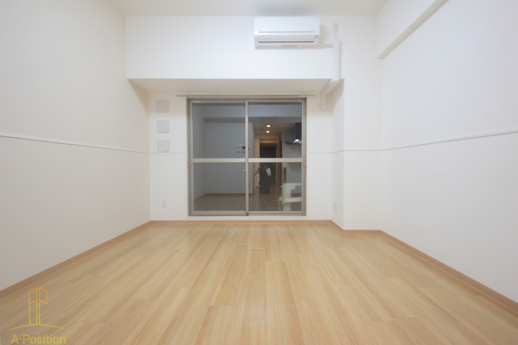 居室・リビング　LOWLANDS西天満