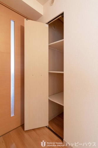 収納　退去前の部屋の為、類似のお部屋でございます。