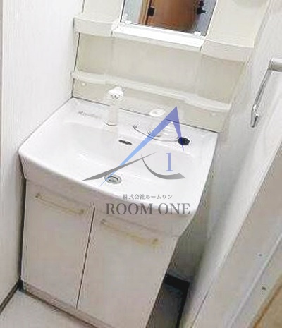 洗面設備　洗面台です。