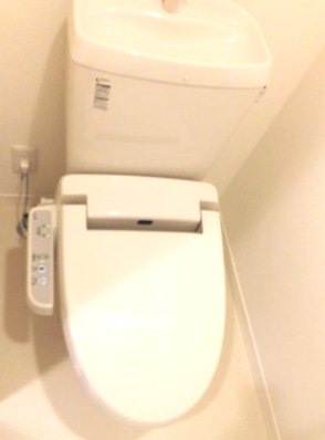 トイレ　落ち着いたトイレです