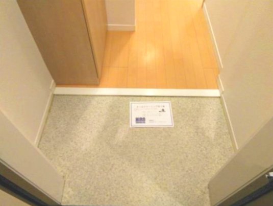 玄関　明るい玄関です