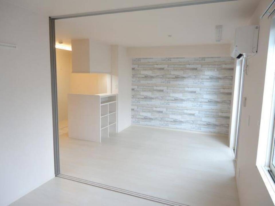 居室・リビング　リビング