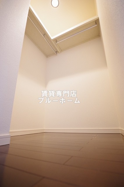 収納　広いウォークインクローゼット♪