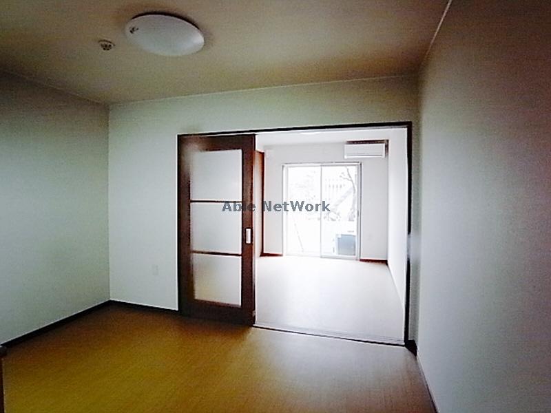 居室・リビング　同型モデル