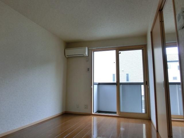 居室・リビング　※別号室参考写真です