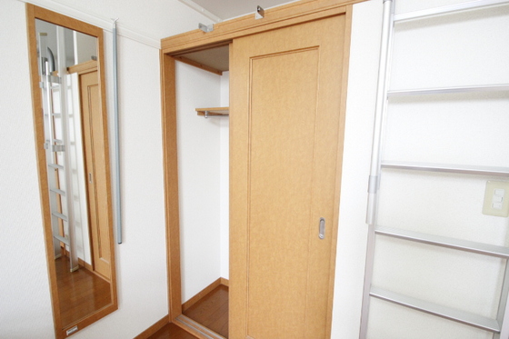 収納　※別号室の写真です
