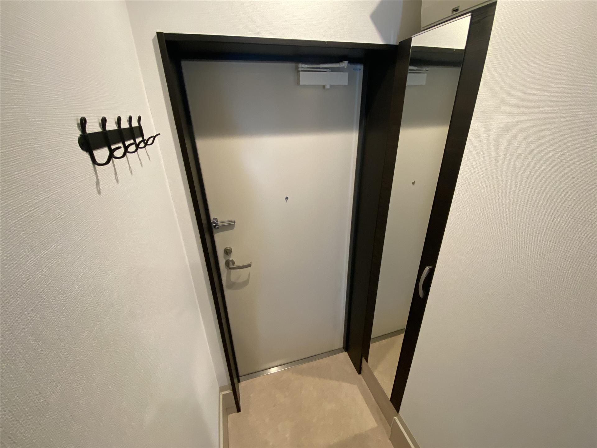 玄関　シューズボックス付きの玄関です