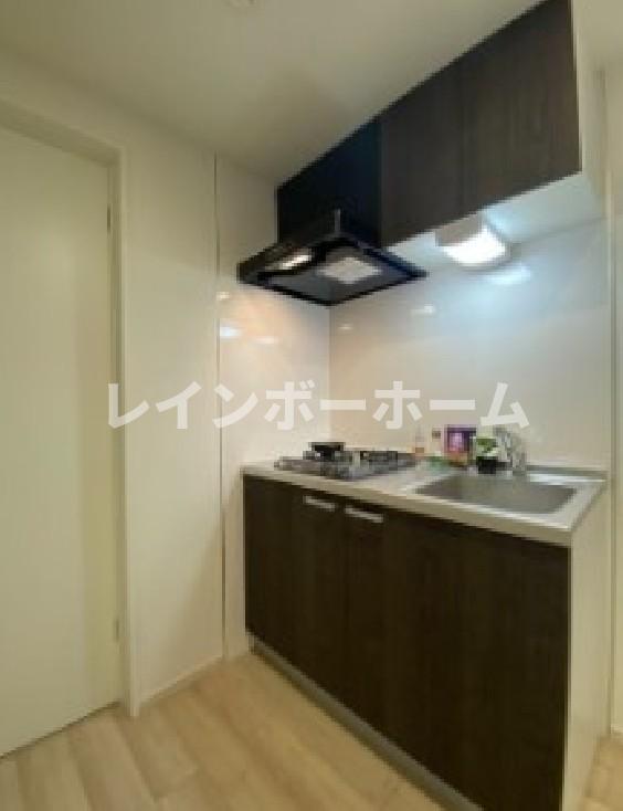 キッチン　※別部屋参考写真。