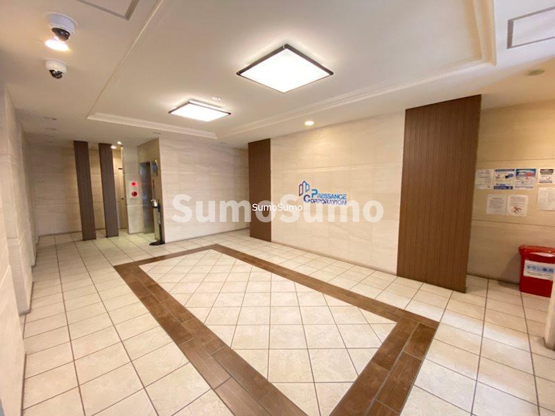 ロビー　建物の内部です