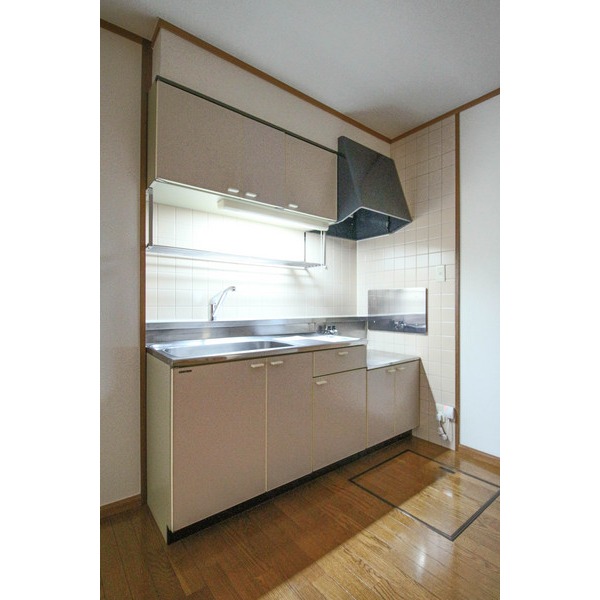 キッチン　同じ間取のお部屋。