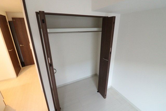 収納　ワイドクロゼット