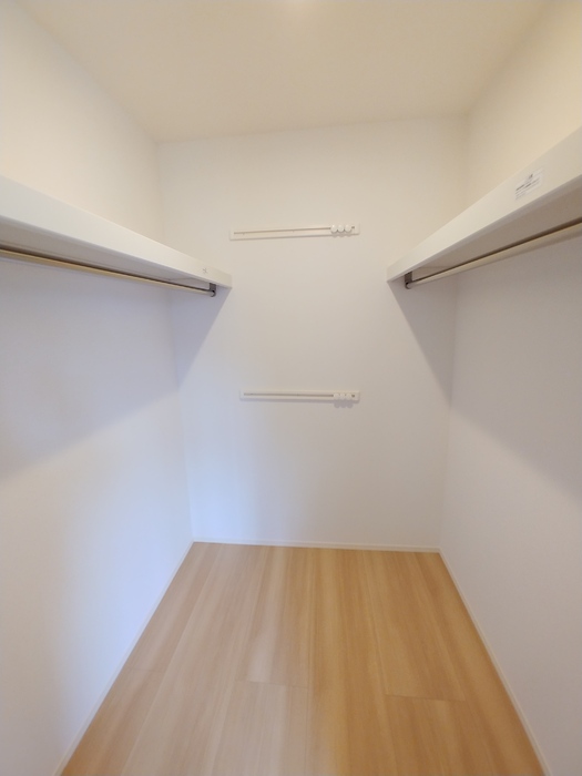 収納　ウォークインクローゼット