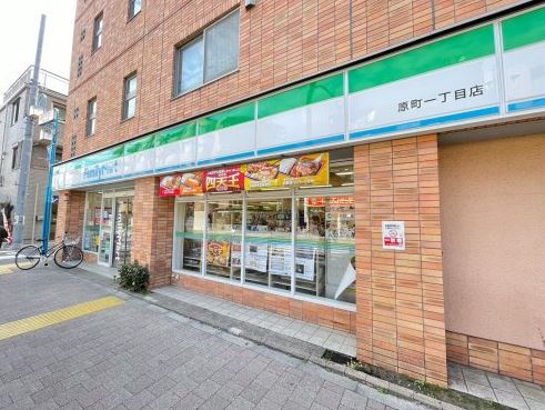 コンビニ　ファミリーマート 原町一丁目店（コンビニ）まで133m