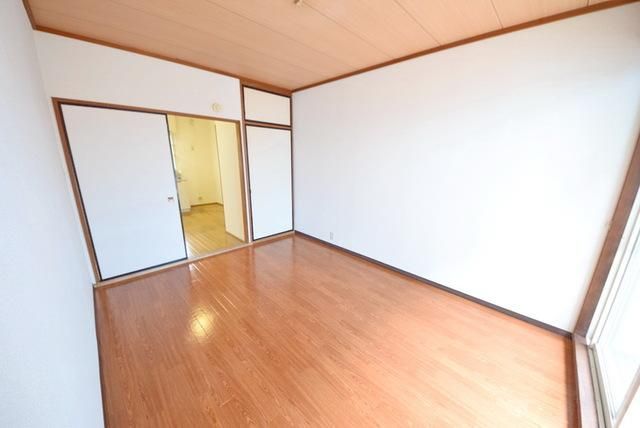 居室・リビング　オール洋間にリニューアル