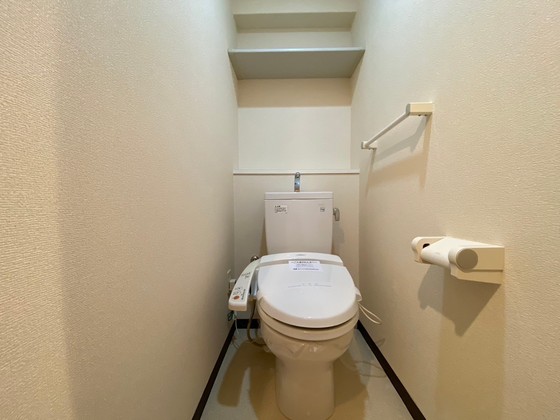 トイレ　※別部屋の写真です