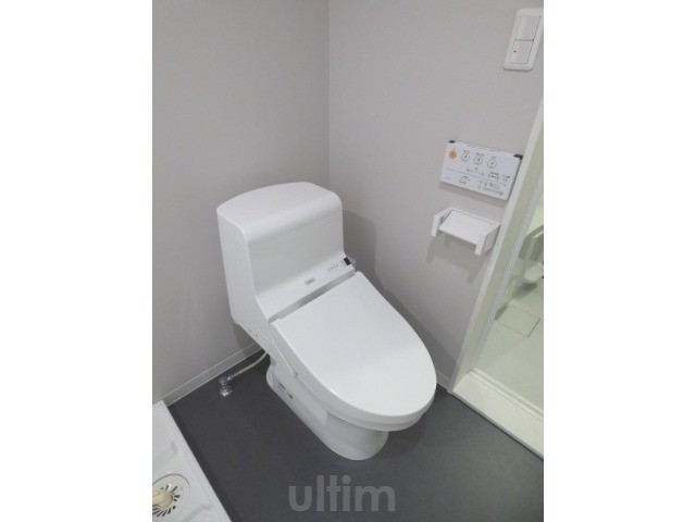 トイレ　別室の画像です、ご参考までに