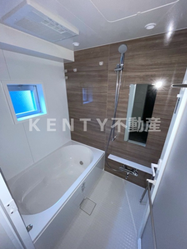 バス・シャワールーム　お風呂です